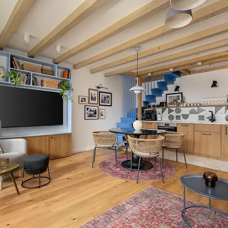 Zebegreen Apartment